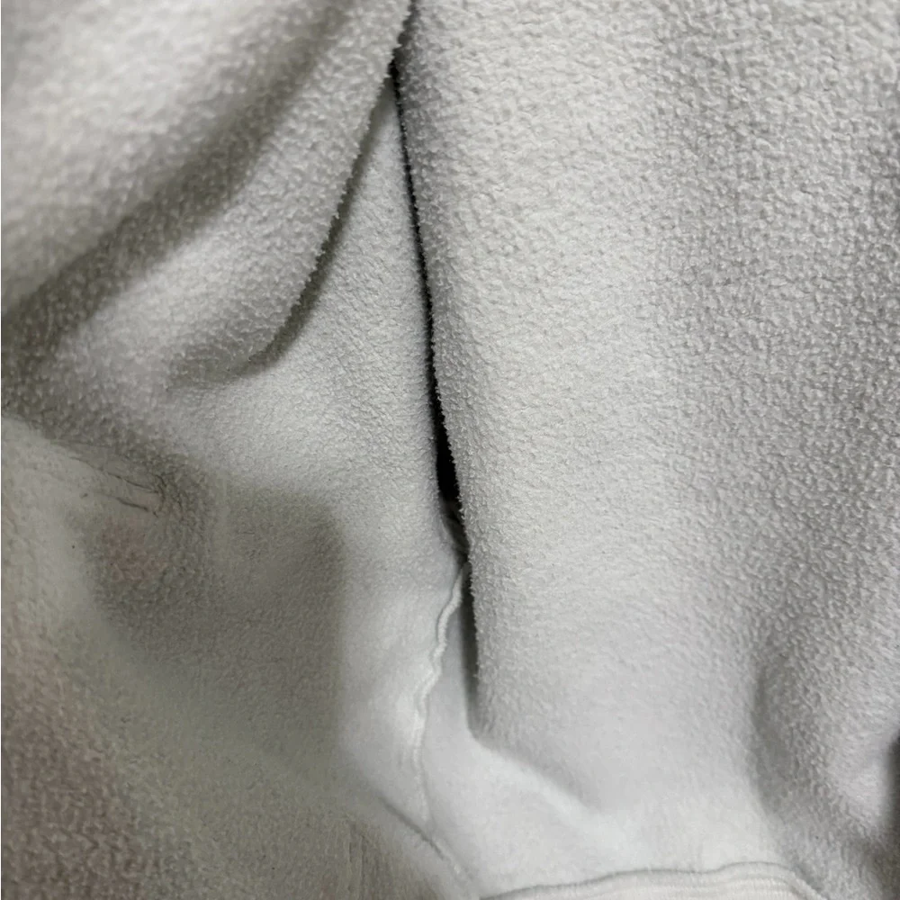 Aritzia TNA Cozy Cropped Zip-Up Hoodie Light Sage Green | Fleece - Picture 6 of 10